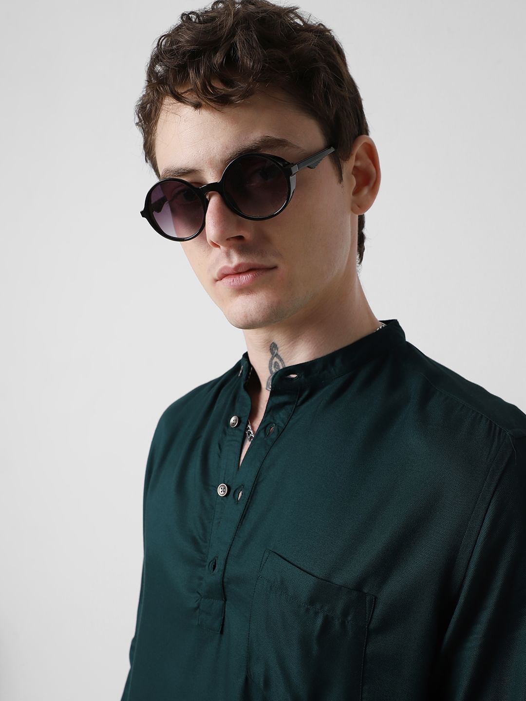 Elegant Peacock Green Solid Kurta