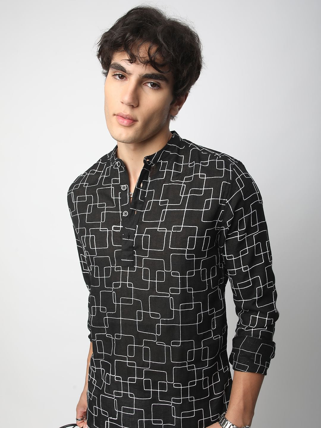 Black Maze Contrast Embroidered Kurta