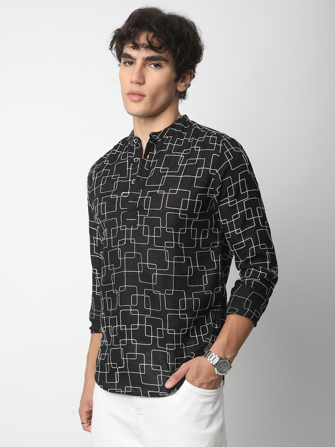 Black Maze Contrast Embroidered Kurta