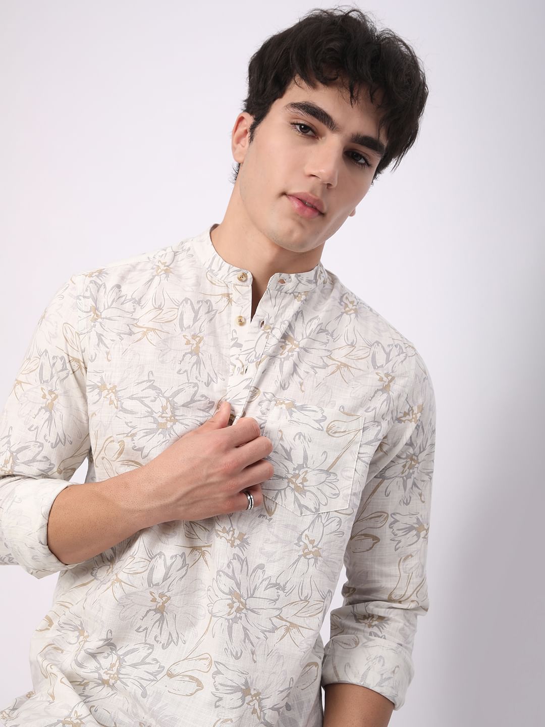 Voguish White Floral Printed Kurta