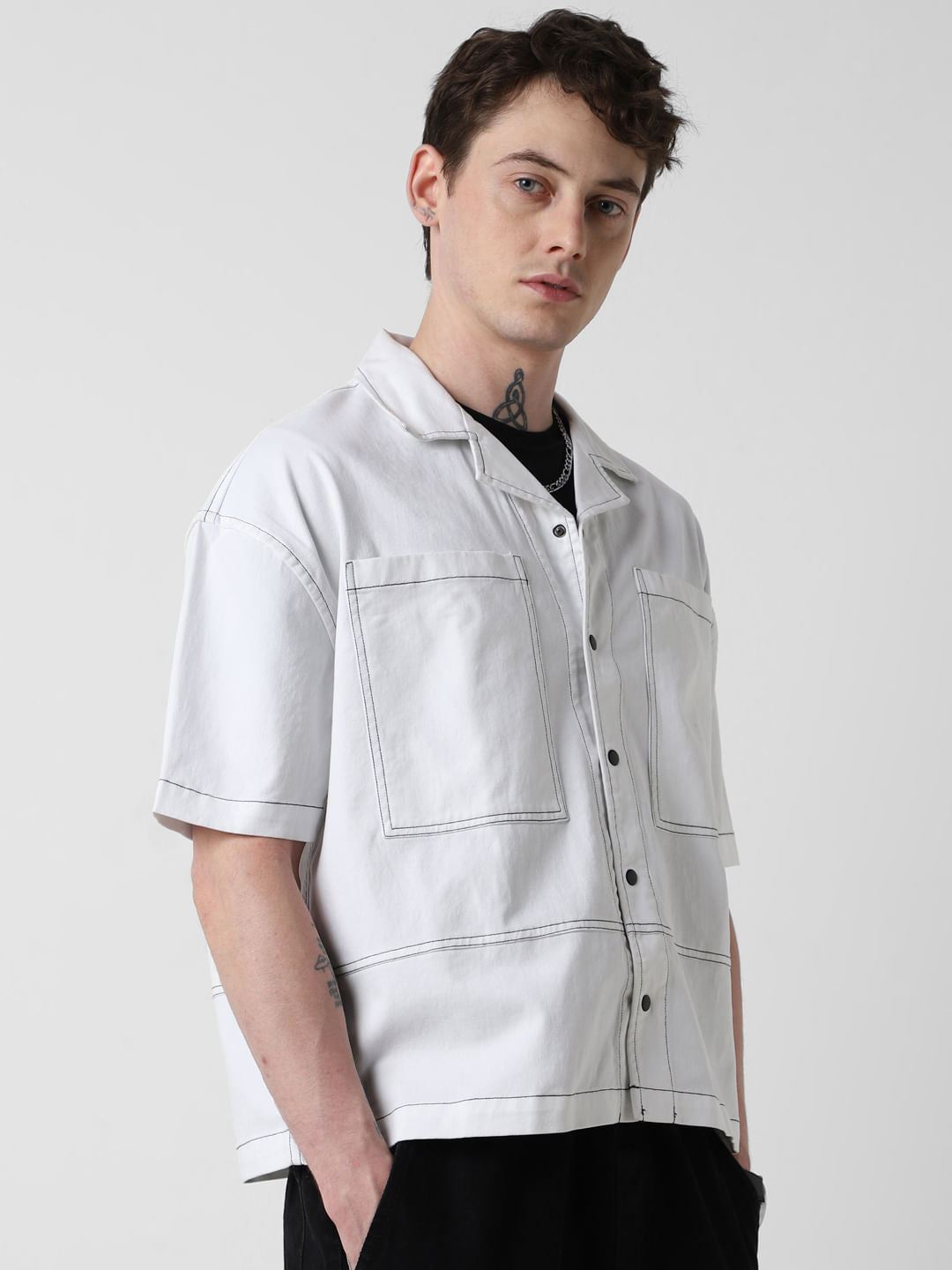 White Double Pocket Oversized Cropped Shirt