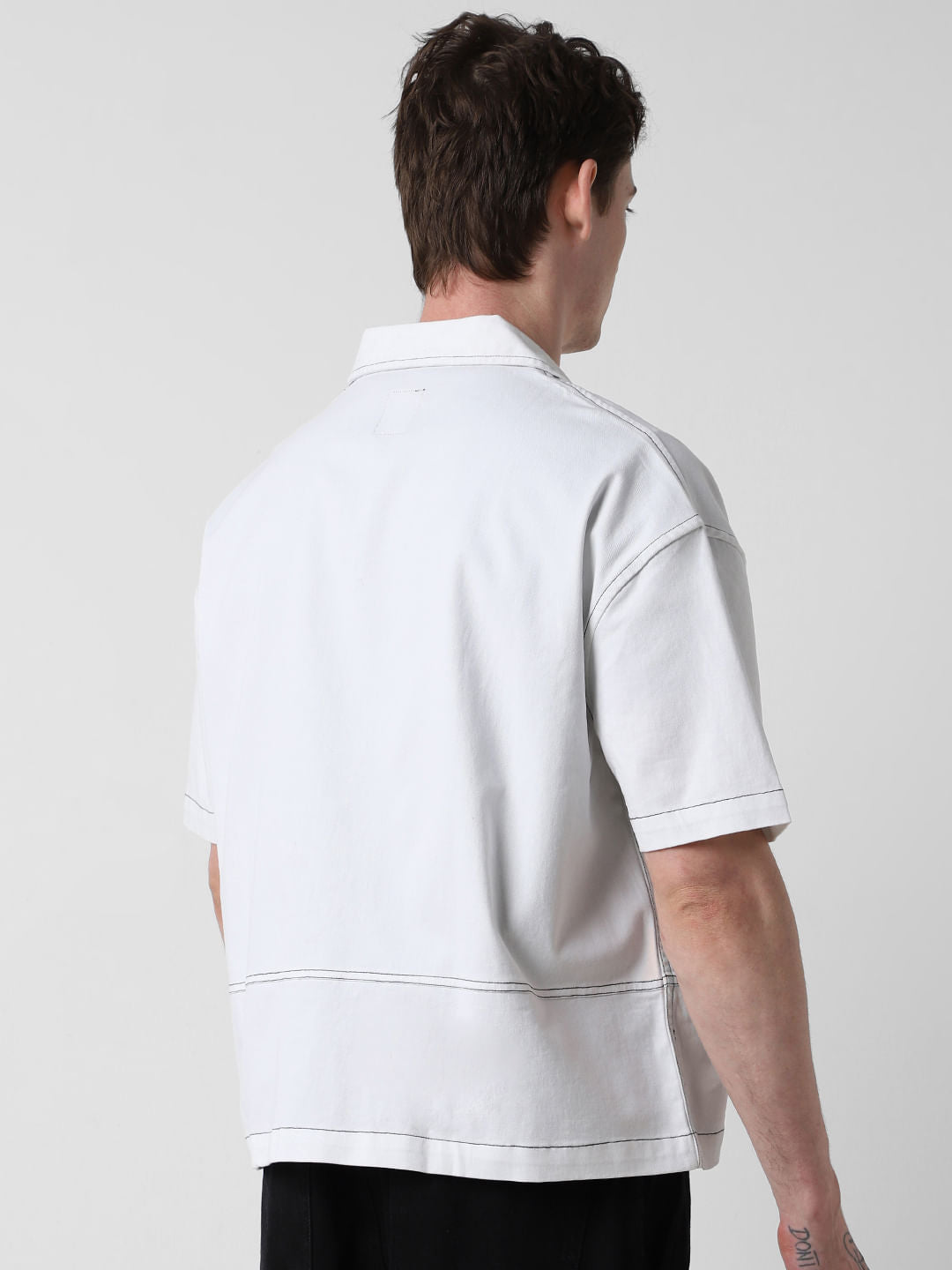 White Double Pocket Oversized Cropped Shirt