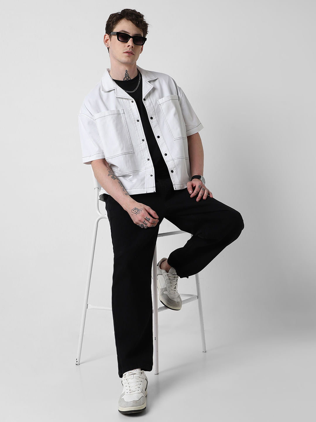 White Double Pocket Oversized Cropped Shirt