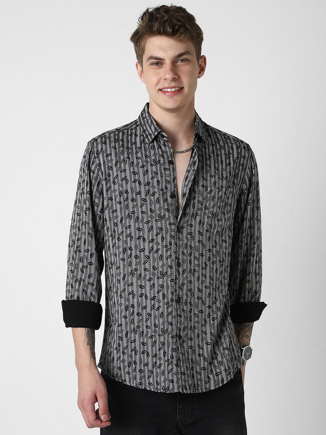 Elegant Black Leafy Striped Shirt
