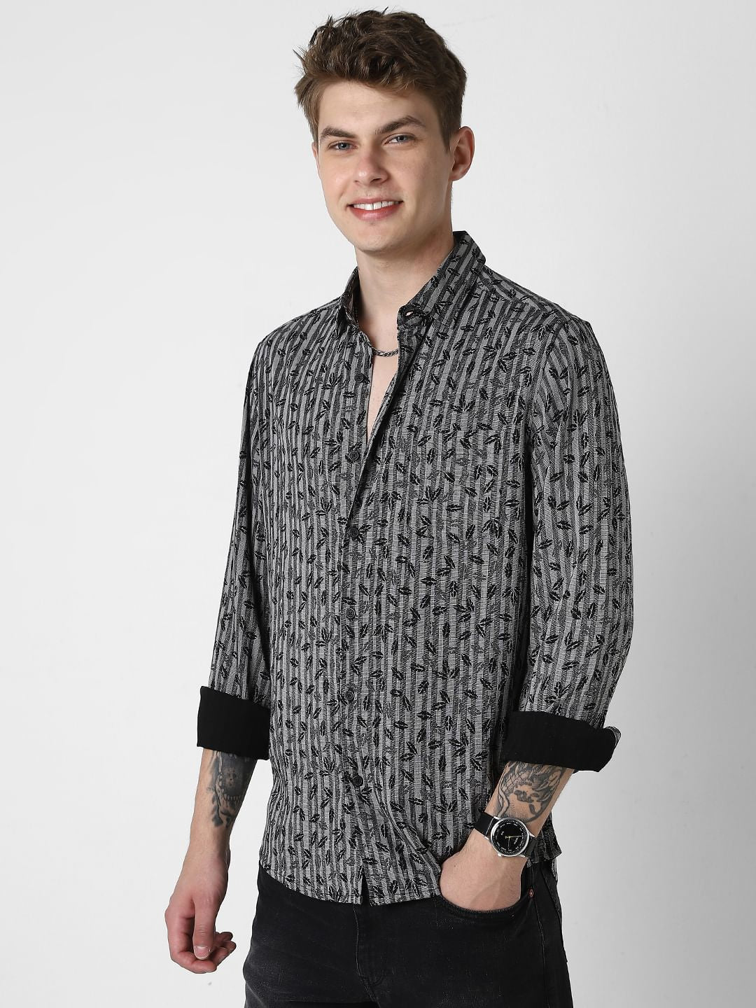 Elegant Black Leafy Striped Shirt