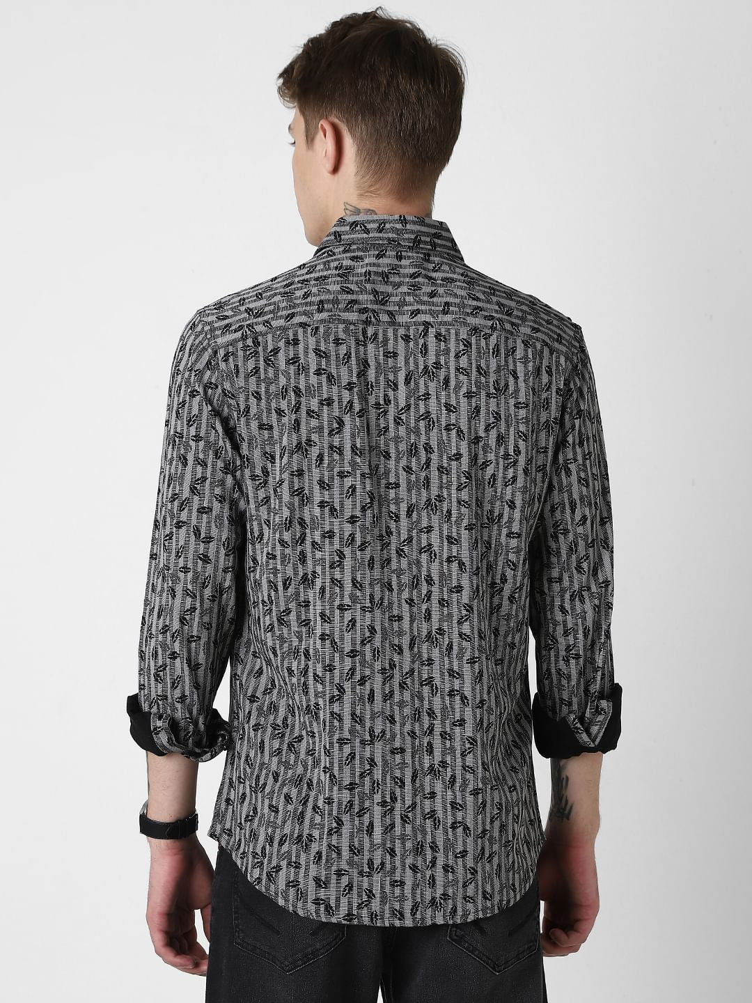 Elegant Black Leafy Striped Shirt