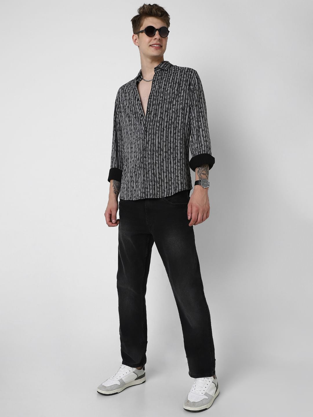 Elegant Black Leafy Striped Shirt