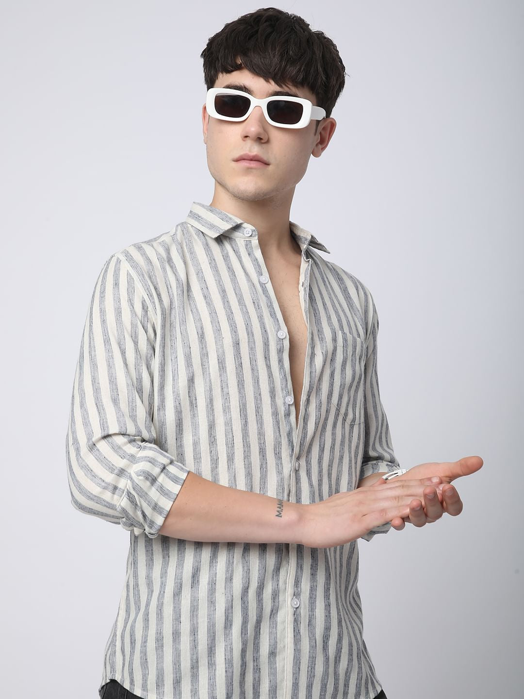 Faded Navy & Off-White Candy Striped Linen Shirt