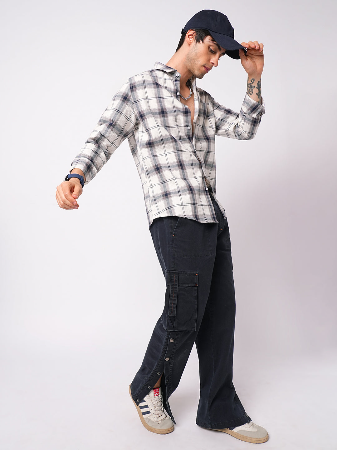 Modish Navy & White Tartanique Checks Textured Shirt