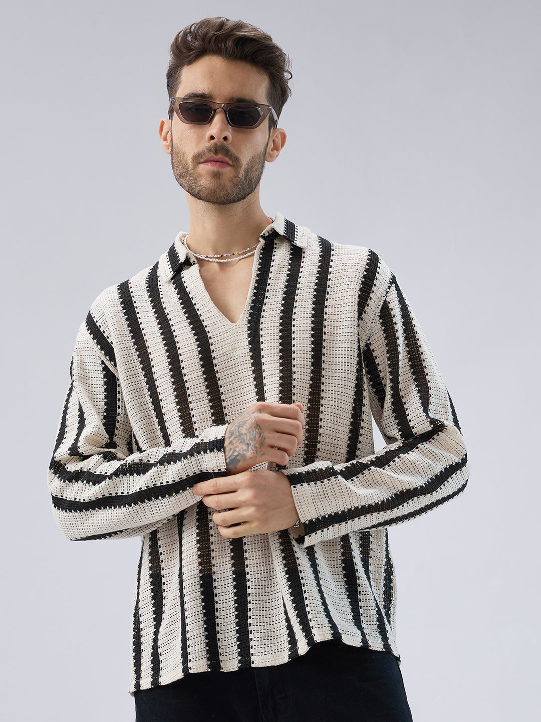 Vintage Mood Monochrome Crochet Striped Oversized Polo Shirt