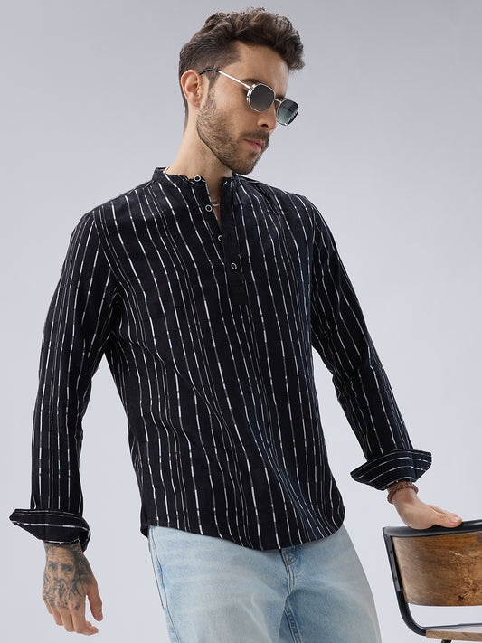 Minimalist Monochrome Vertical Stripes Kurta