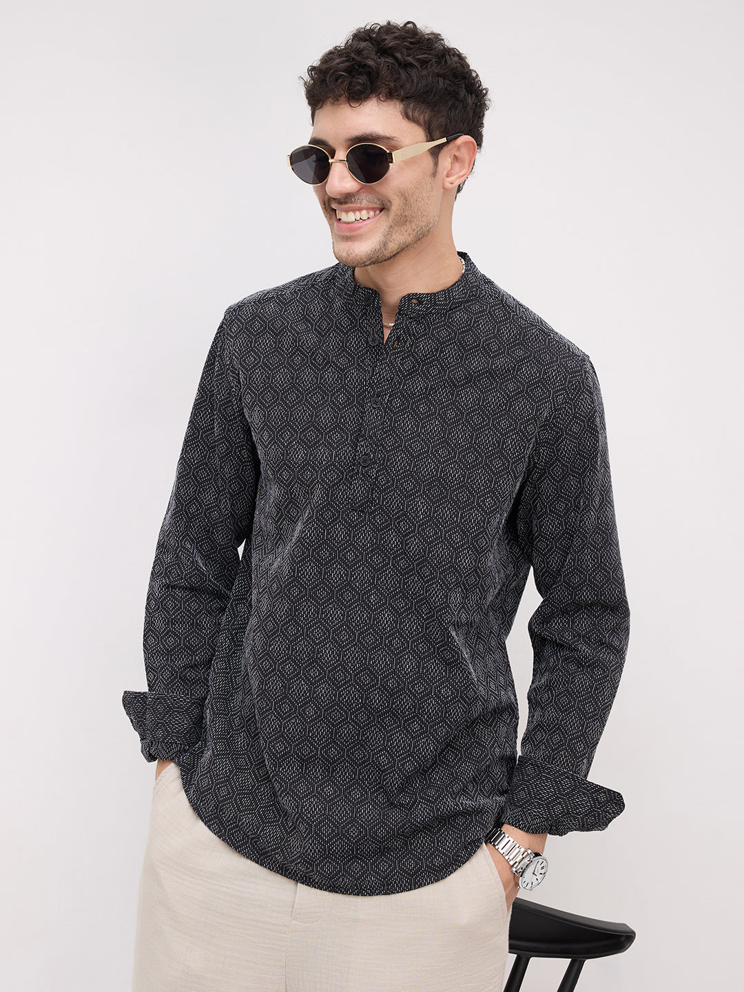 Distinguished Black Contrast Hexagon Textured Kurta