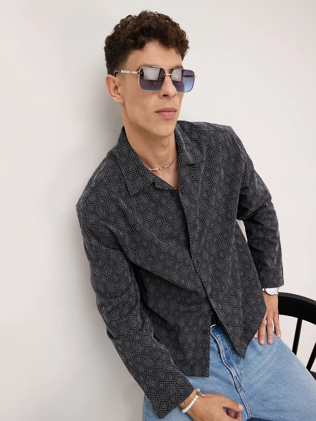 Distinguished Black Contrast Hexagon Textured Notch Collar Oversized Shirt