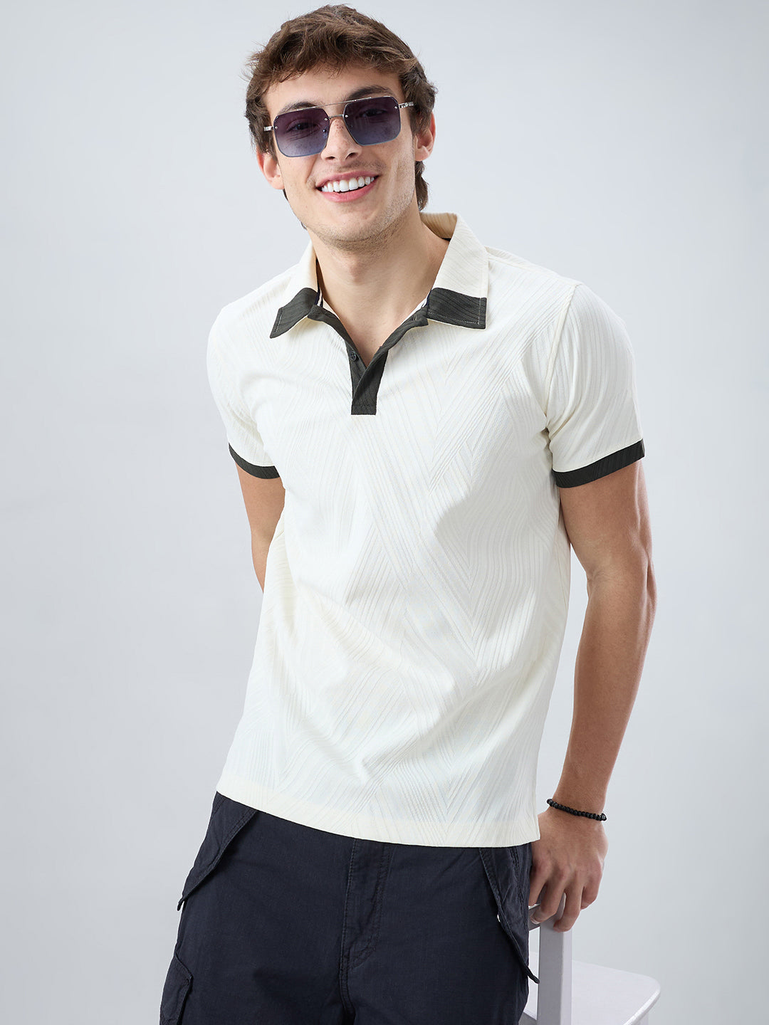 Off-White Contrast Polo Neck T-shirt