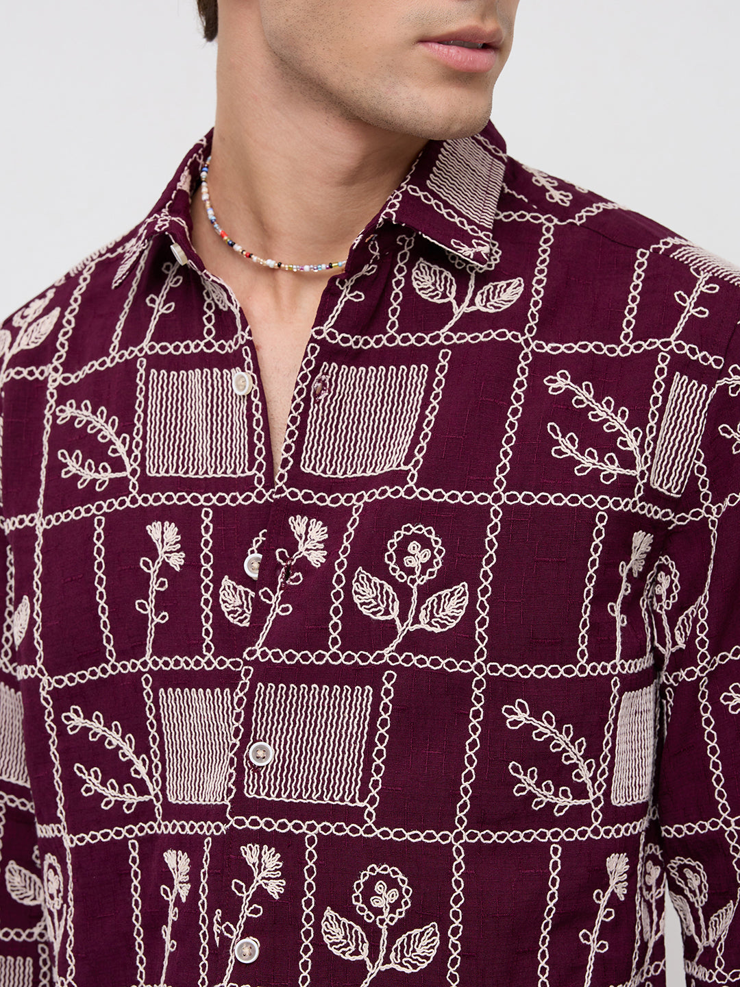 Wine Floral Frame Embroidered Slub Shirt