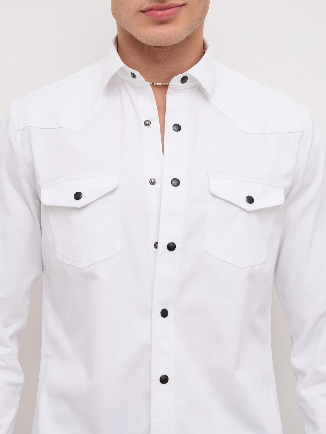Snow White Twin Pocket Overshirt