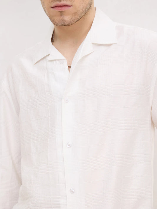 Artisan Pearl White Plaid Textured Notch Collar Oversized Shirt
