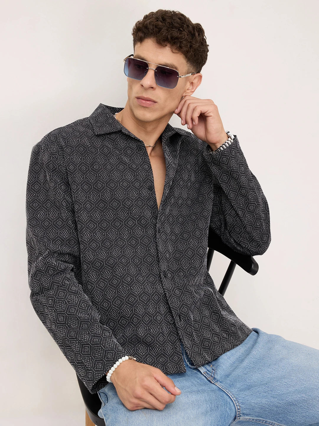 Distinguished Black Contrast Hexagon Textured Notch Collar Oversized Shirt