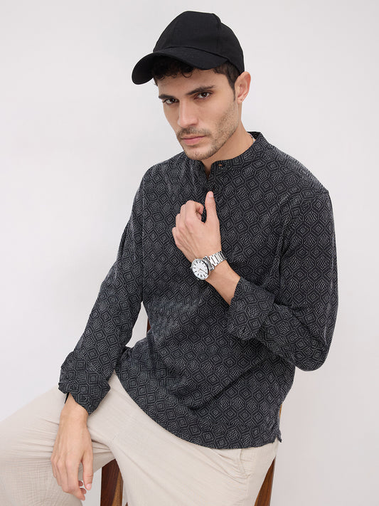 Distinguished Black Contrast Hexagon Textured Kurta