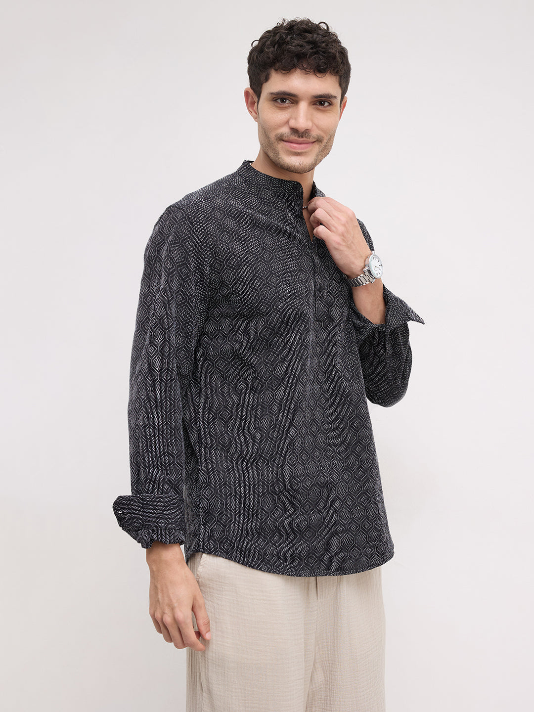 Distinguished Black Contrast Hexagon Textured Kurta
