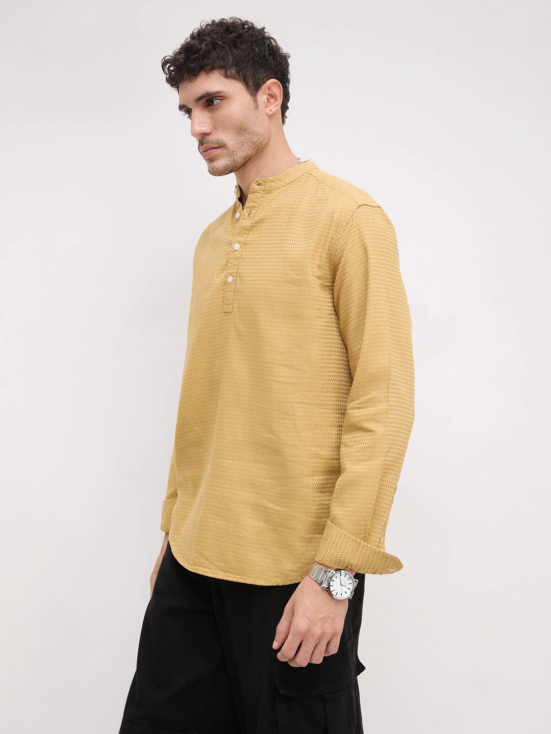 Golden Wavey Textured Kurta
