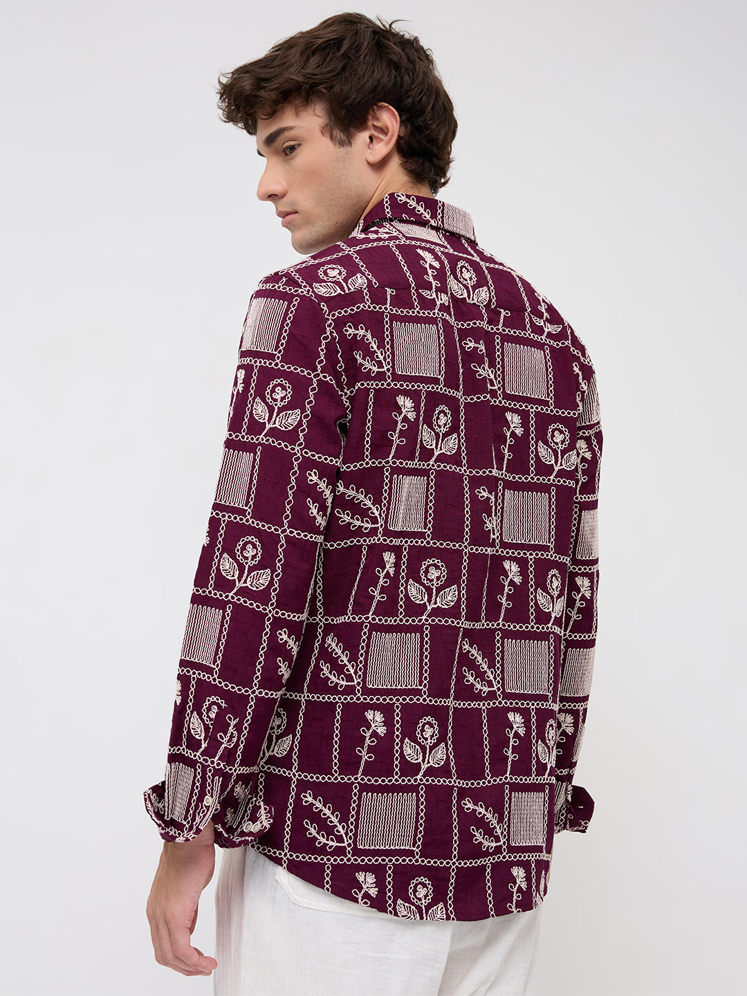 Wine Floral Frame Embroidered Slub Shirt