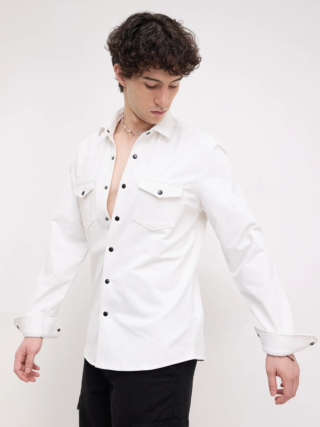 Snow White Twin Pocket Knitted Shirt