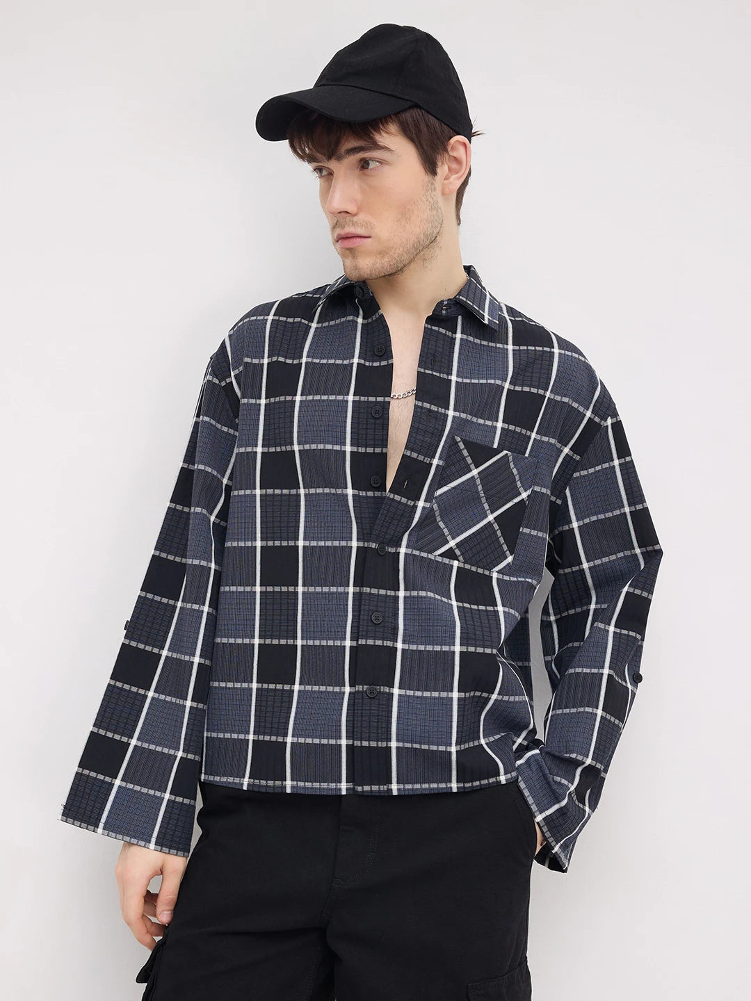 Refined Monochrome Plaid Textured Cuffless Oversized Crop Shirt