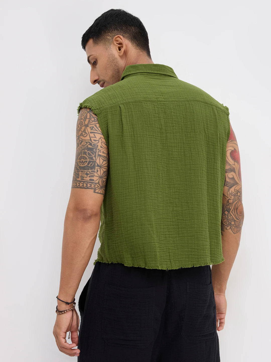 Evergreen Double Cloth Sleevless Crop Shirt