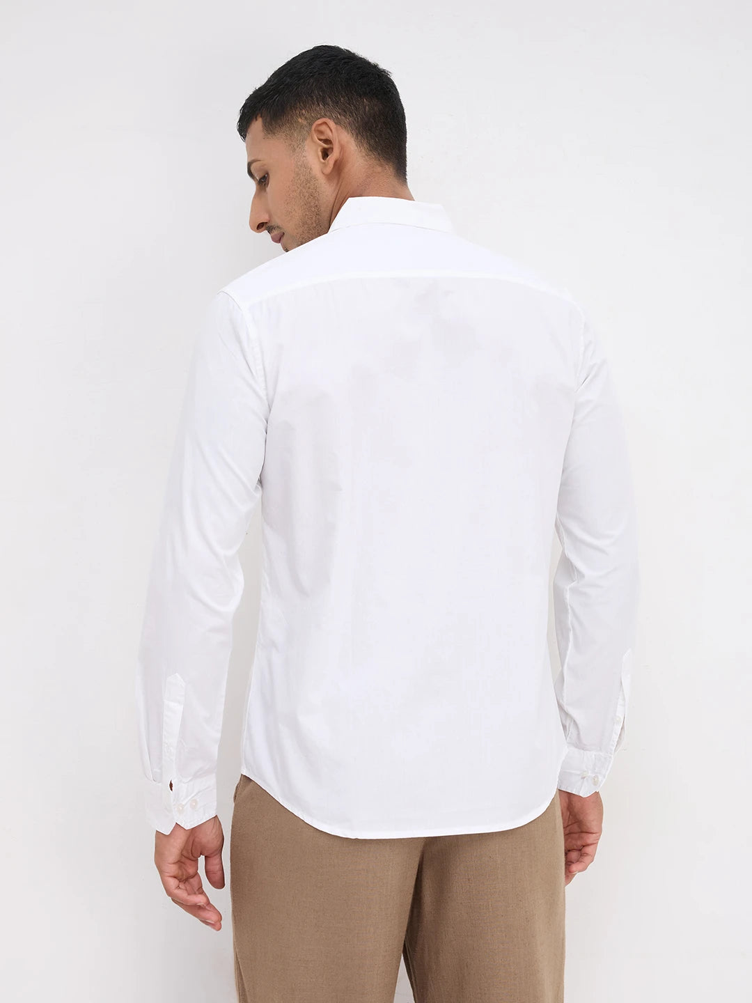 Minimal White Essentials Shirt