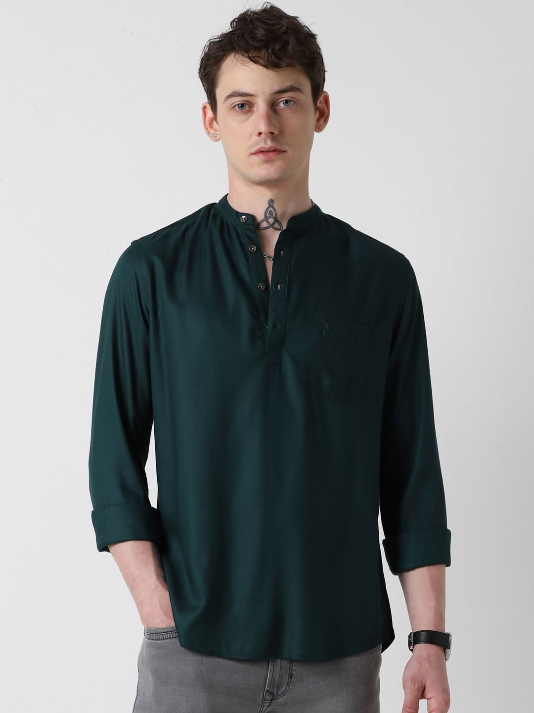 Elegant Peacock Green Solid Kurta