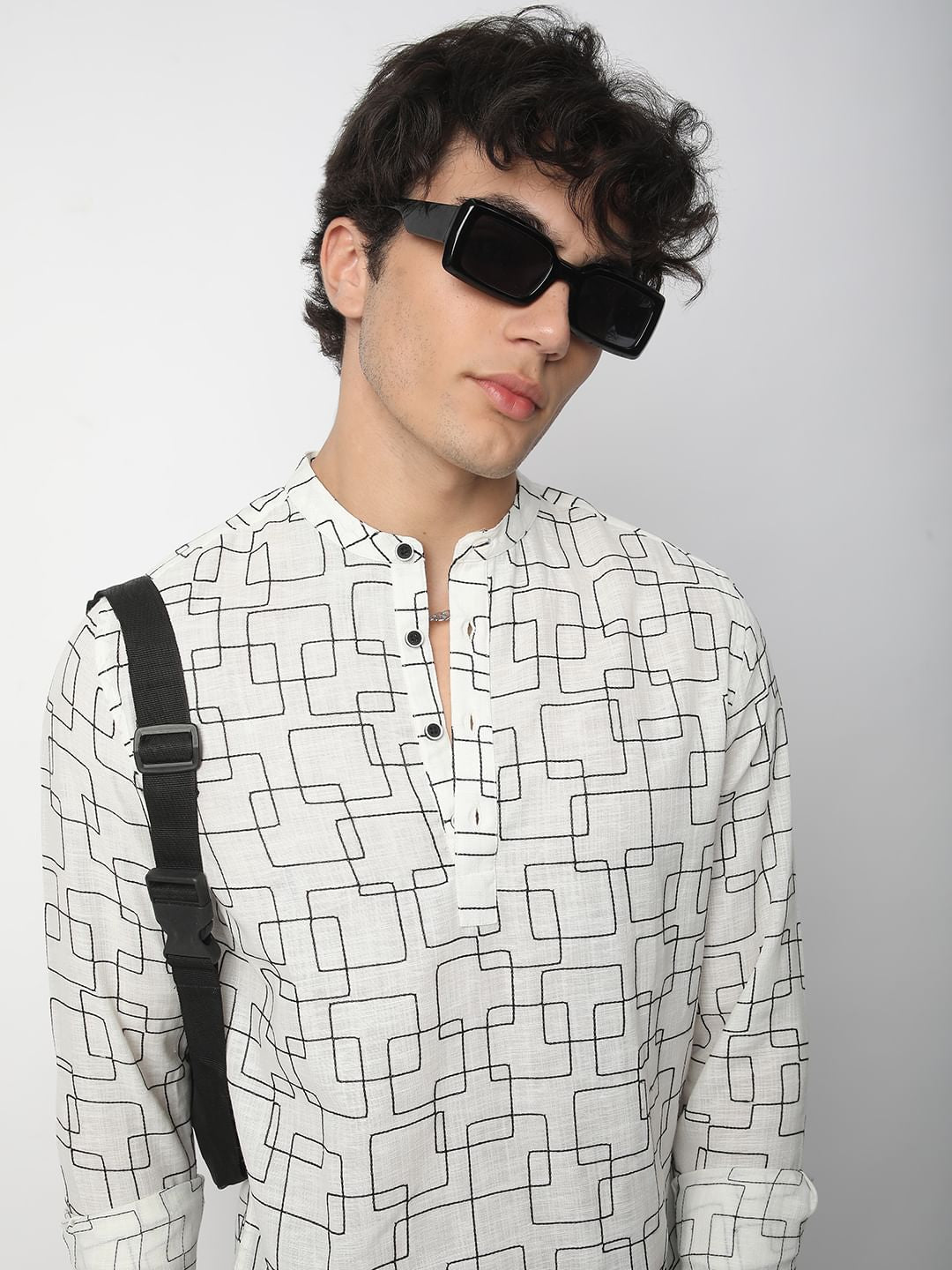 White Squarish Contrast Embroidered Kurta