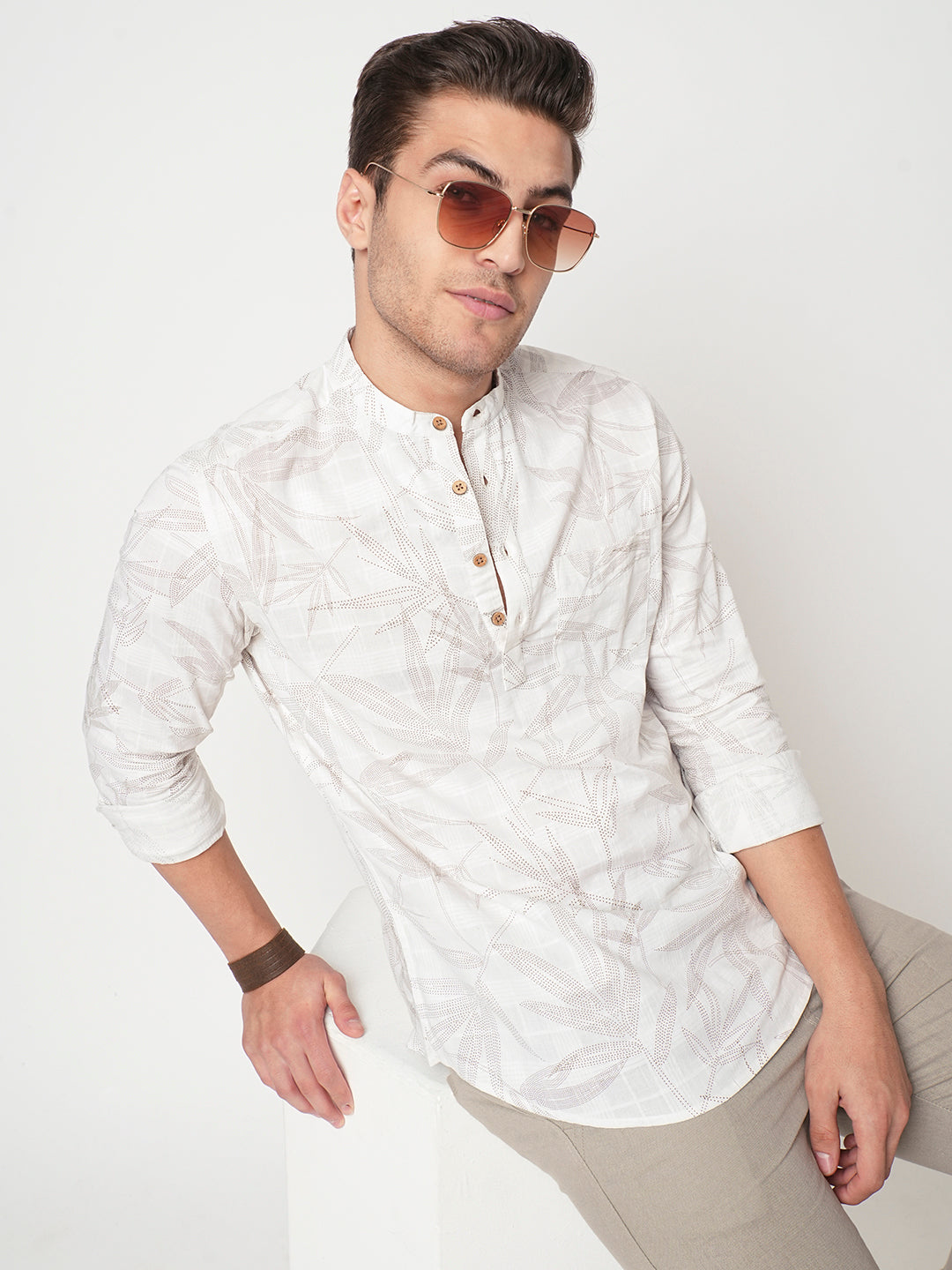 Stippling Artistry Ivory Leaf Printed Kurta