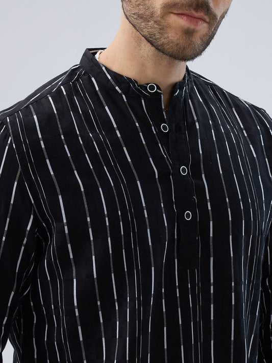 Minimalist Monochrome Vertical Stripes Kurta