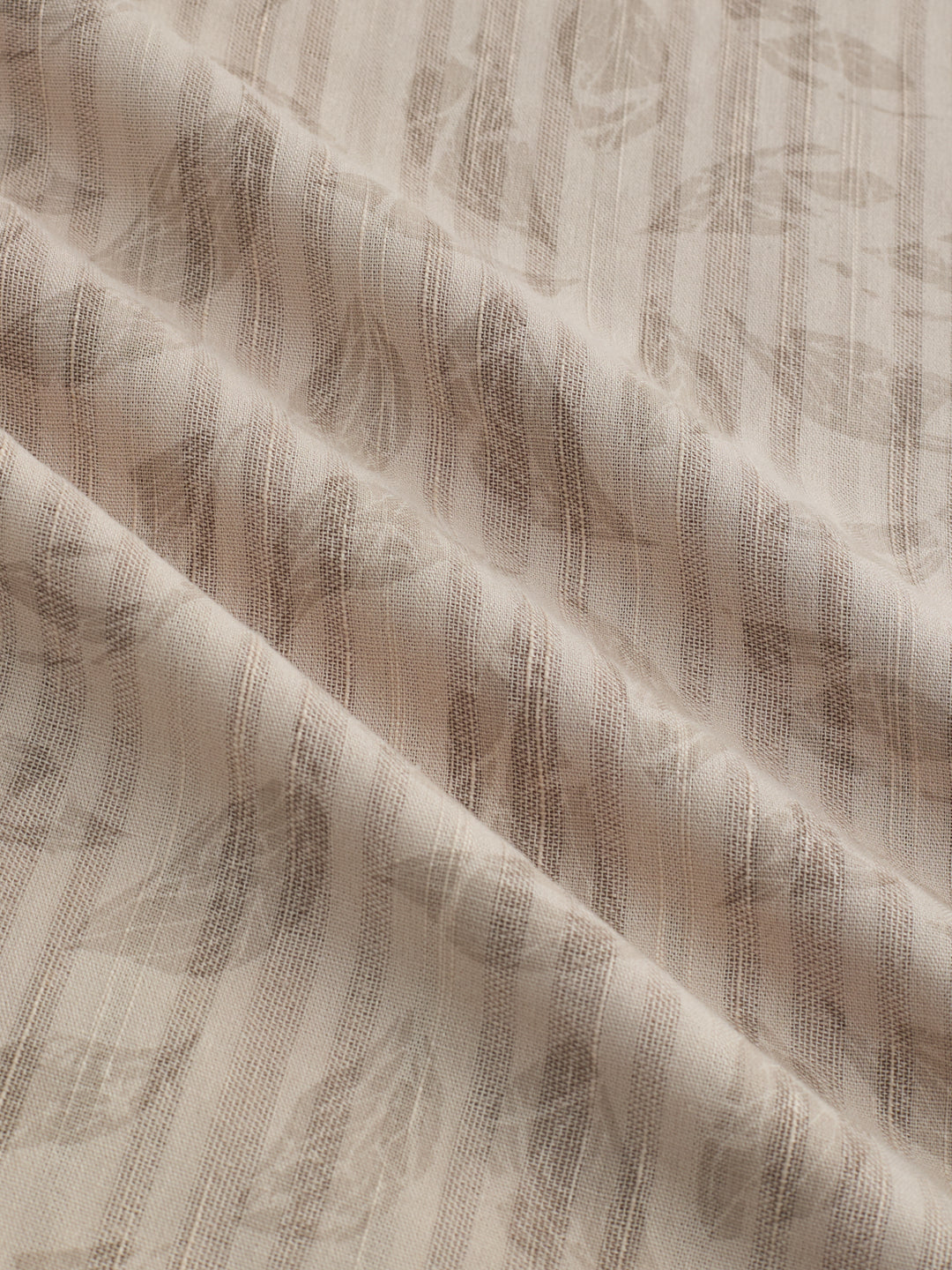 Elegant Beige Leaf Printed Striped Kurta