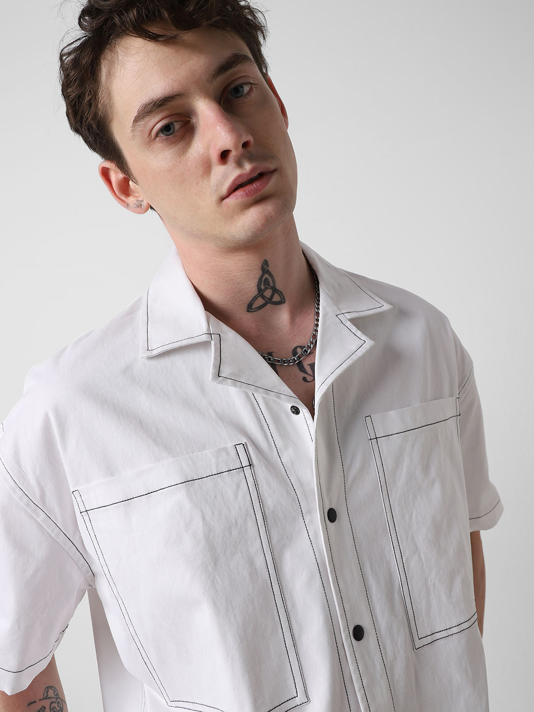 White Double Pocket Oversized Cropped Shirt
