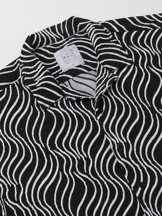 Black Wavy Patterned Oversized Shirt