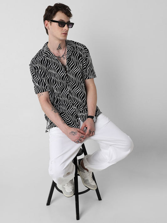 Black Wavy Patterned Oversized Shirt