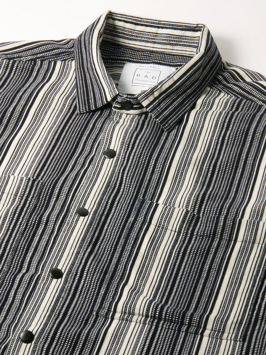 Streaky Achromatic Double Pocket Corduroy Shirt