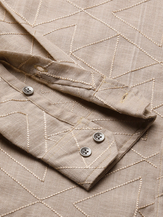 Cedar Brown Triangle Embroidery Shirt