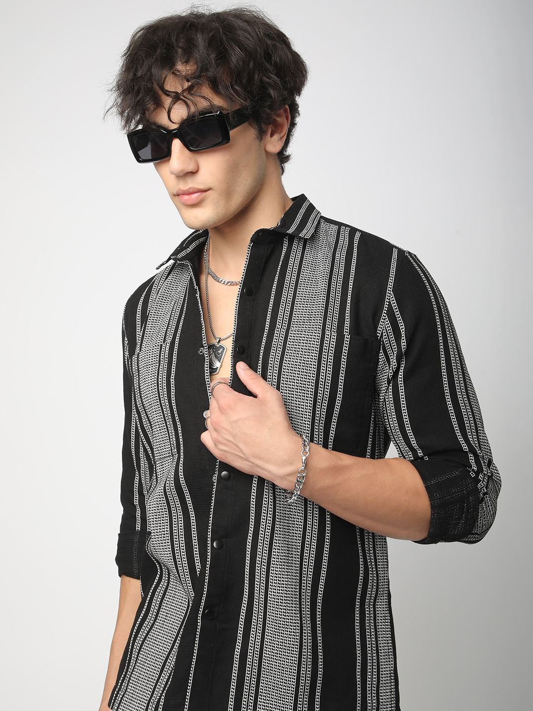 Refined Black Double Pocket Waffle Striped Shirt