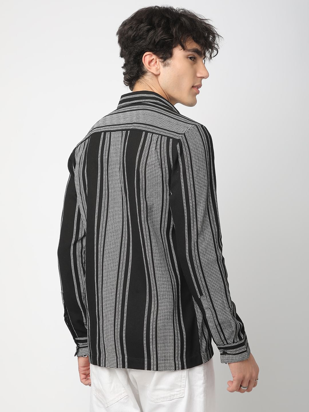 Refined Black Double Pocket Waffle Striped Shirt