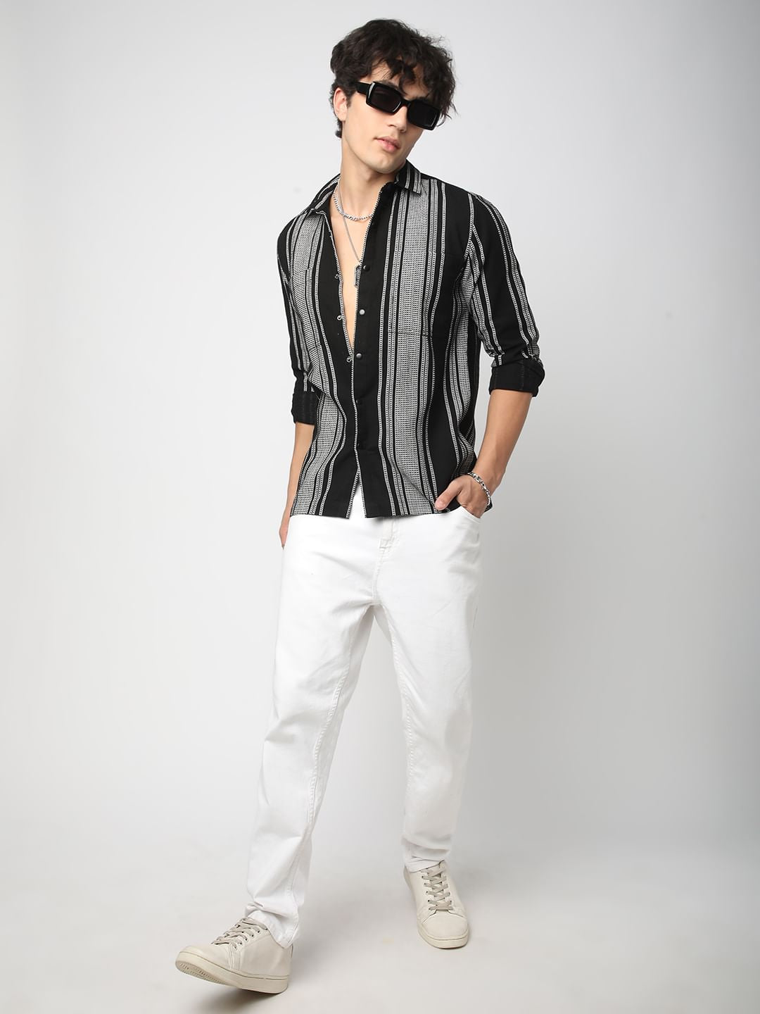 Refined Black Double Pocket Waffle Striped Shirt