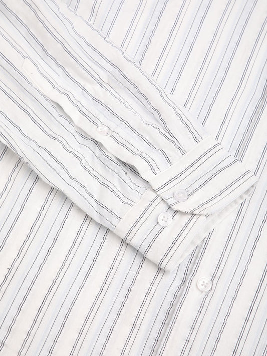 Voguish White Vertical Line Stripe Seersucker Shirt