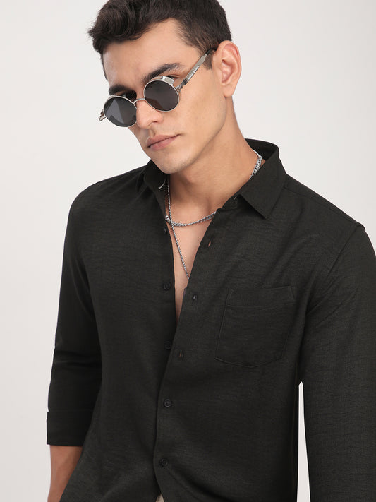 Black Minimalist Solid Crinkled Shirt