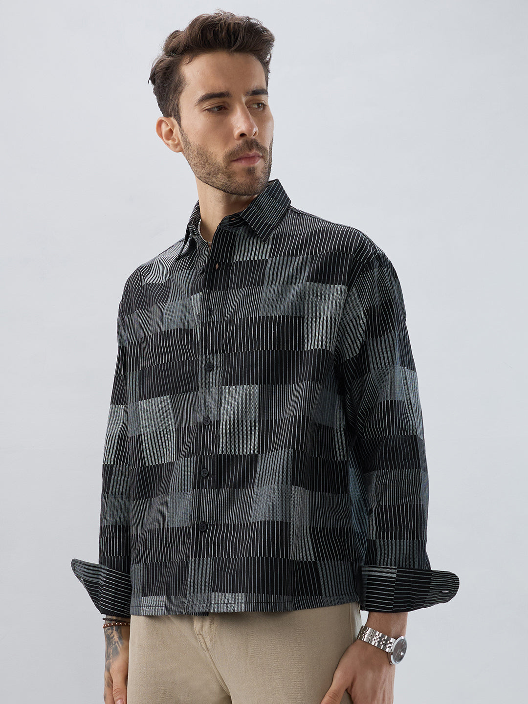 Distinguished Monochrome Maestro Contrast Stripe Boxy Fit Crop Shirt