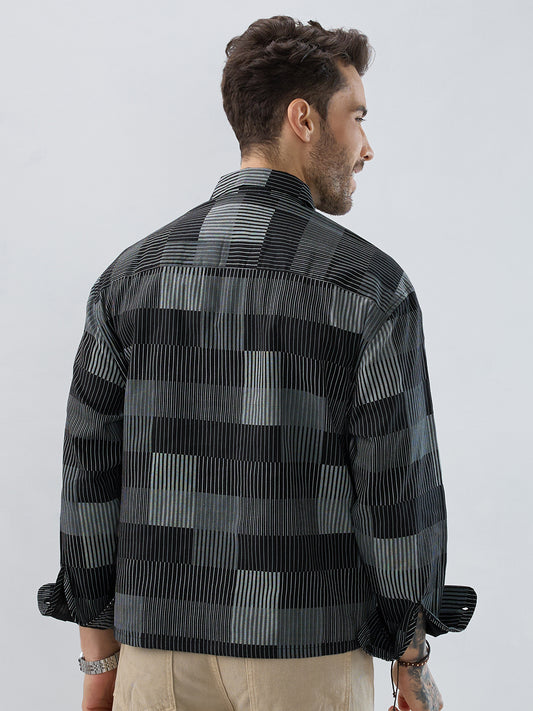 Distinguished Monochrome Maestro Contrast Stripe Boxy Fit Crop Shirt