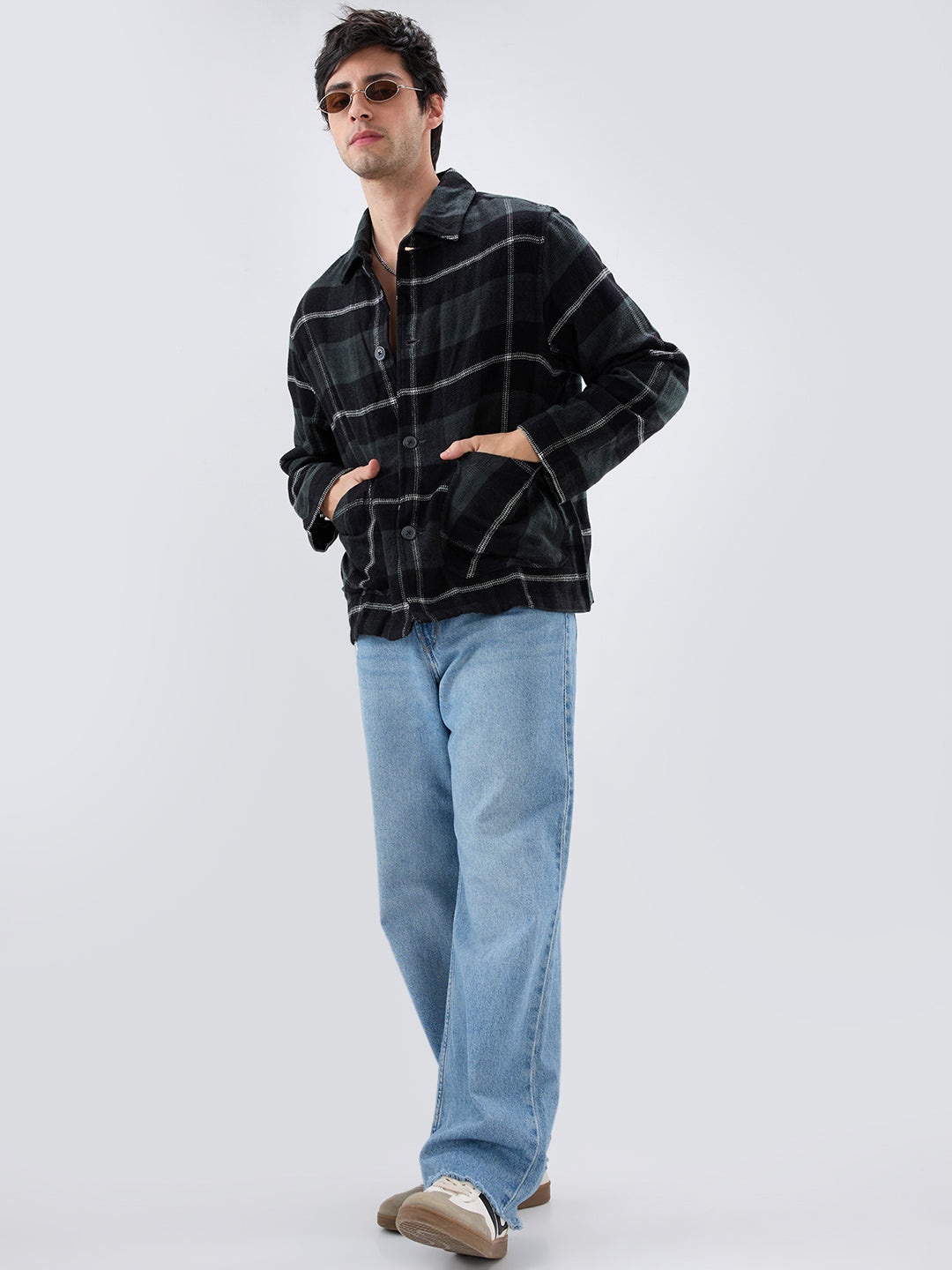 Black Flannel Plaid Checks Oversized Double Pocket Cropped Shacket