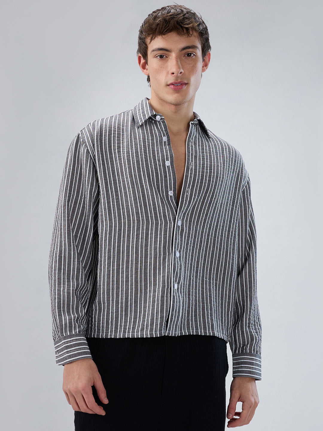Monochrome Striped Crinkled Boxy-Fit Crop Shirt