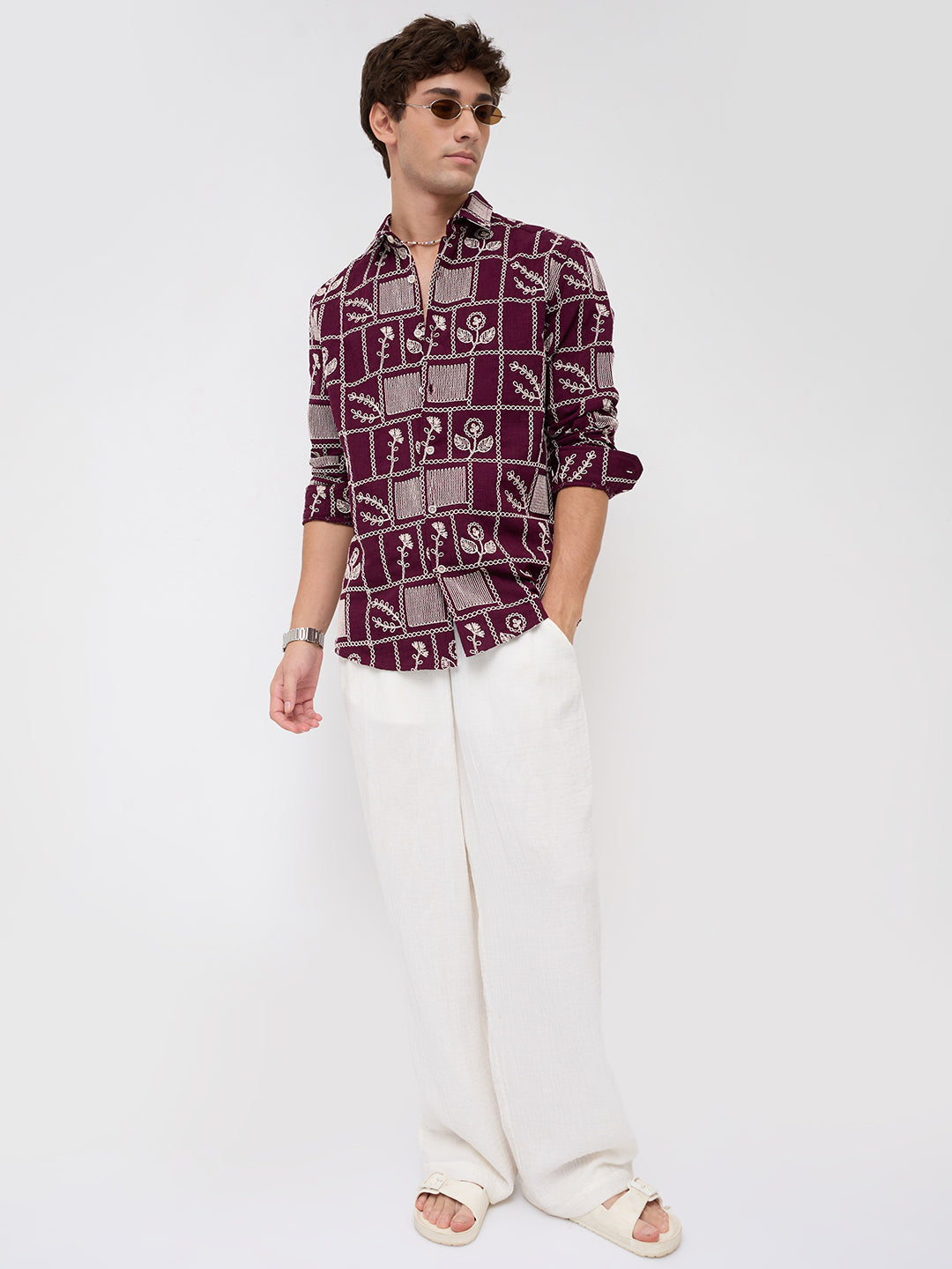 Wine Floral Frame Embroidered Slub Shirt
